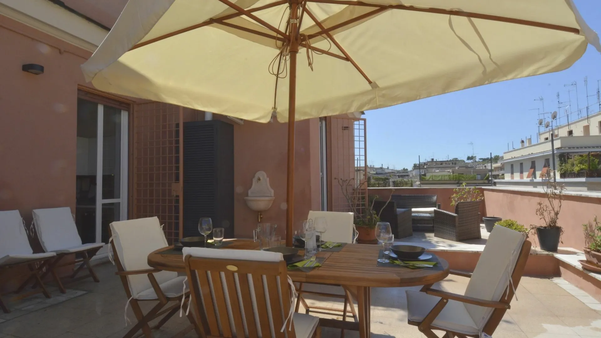 House & The City - Vatican Apartments Roma Italia